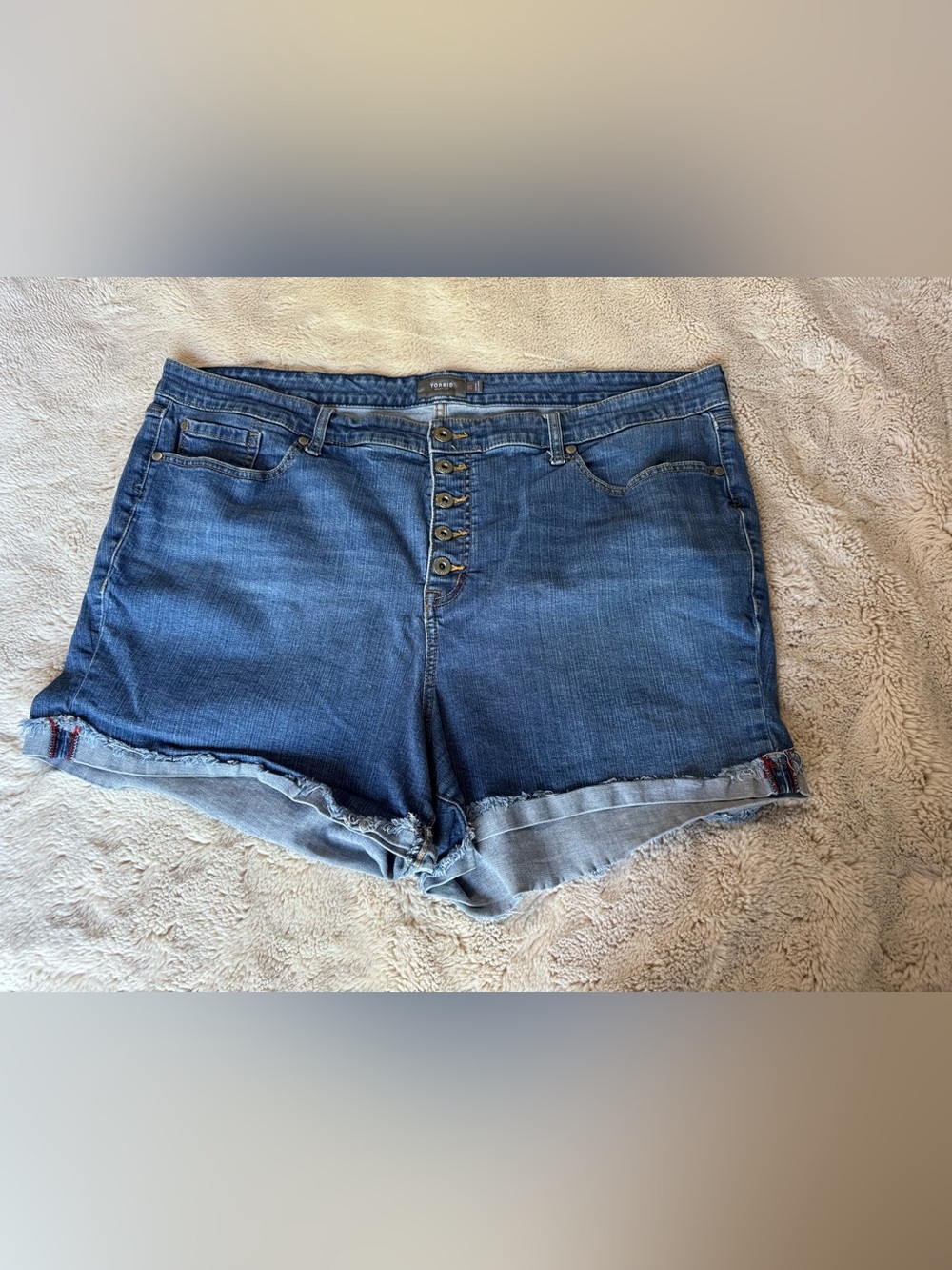 Torrid button fly denim shorts. Size 26